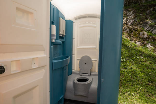Affordable portable toilet rental in Scenic Oaks, TX